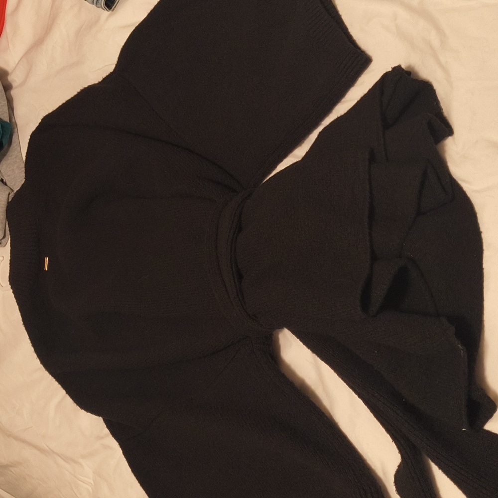 NWOT Victoria's Secret Black Knit Cardigan